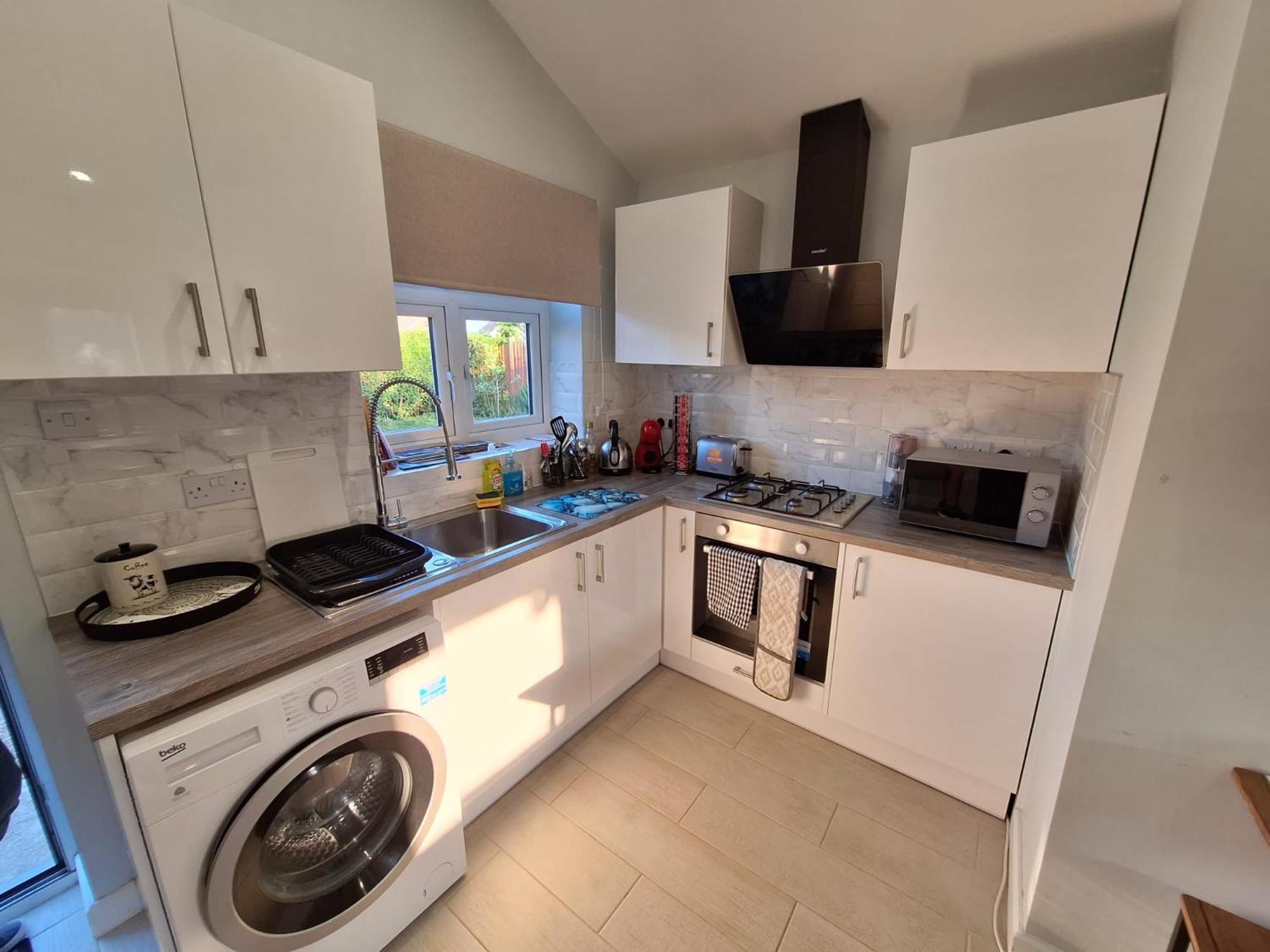 New, Stylish Studio Flat With Private Patio And Free On-Street Parking Check Out At 11Am Bournemouth Exterior foto